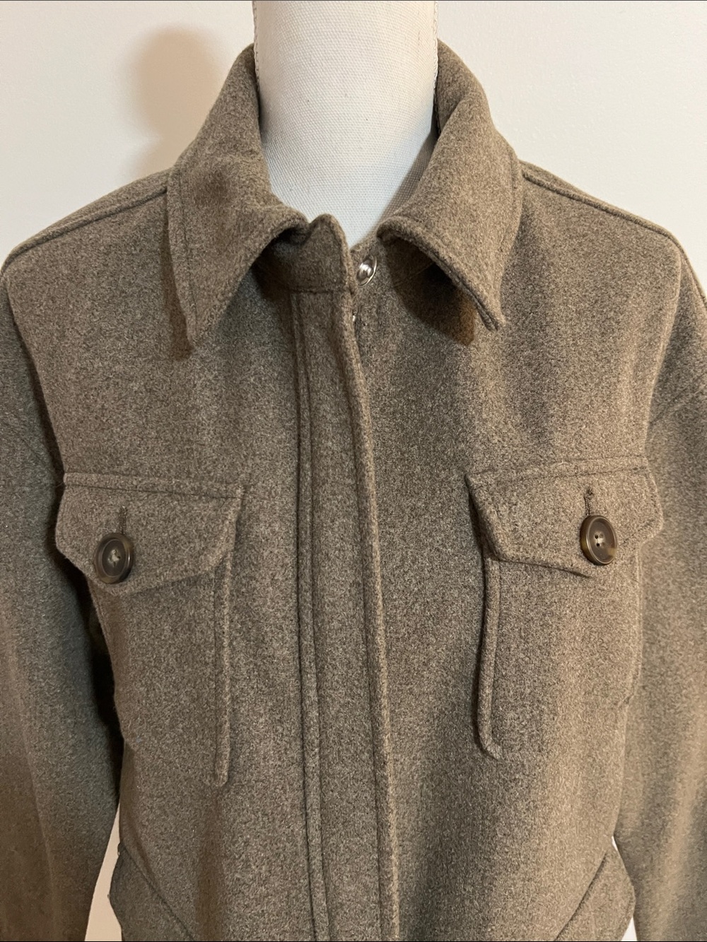Shacket - Picture 2 of 9